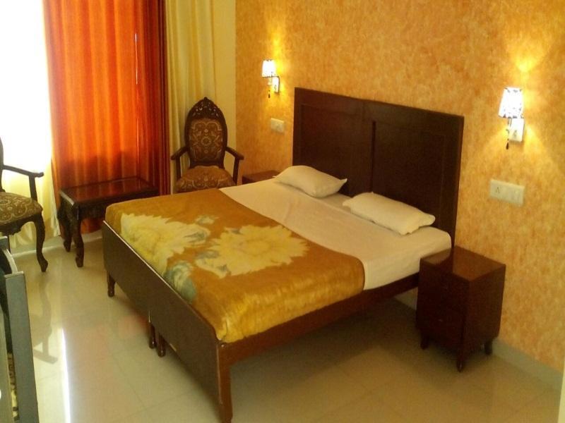 The Baghban Hotel & Resort, Baddi Exterior foto